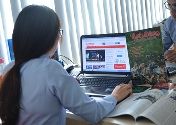 Khám Phá Các Tính Năng “Độc – Lạ” Trên Website anhsangvacuocsong.vn