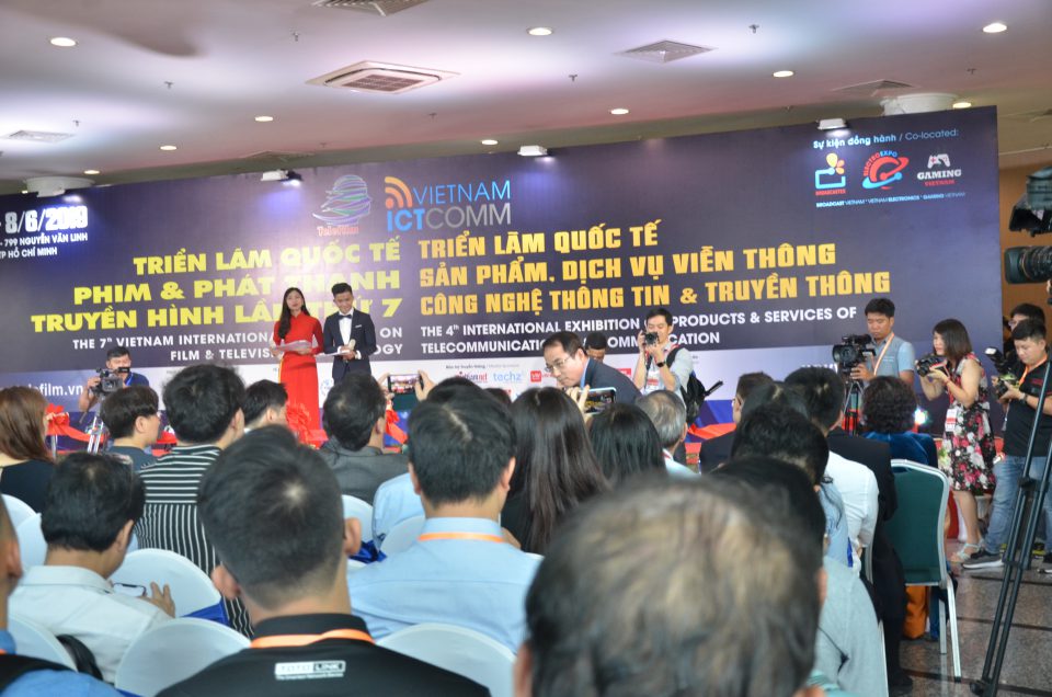 Quang cảnh buổi lễ khai mạc triển lãm ICTCOMM Vietnam 2019